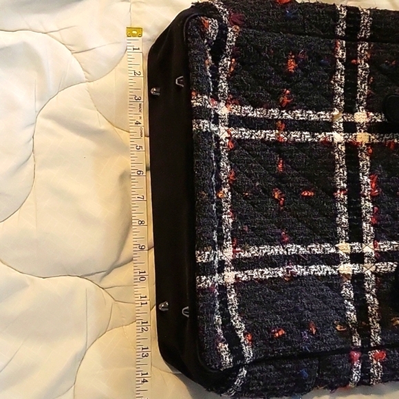 VERA BRADLEY MULTICOLOR TOTE WITH BLACK VELVET HANDLES AND TRIM - Picture 10 of 13